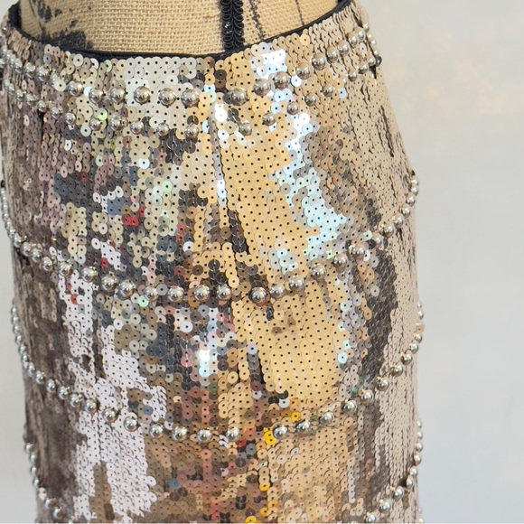 Main Strip Rodeo Quincy Gold Sequin Skirt Fully Lined Hidden Elastic Waist NWT L - Picture 5 of 12